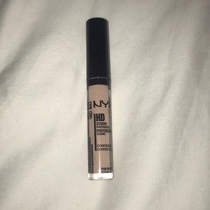 ⚡️⚡️LOWEST ⚡️⚡️NYX HD concealer light/pale